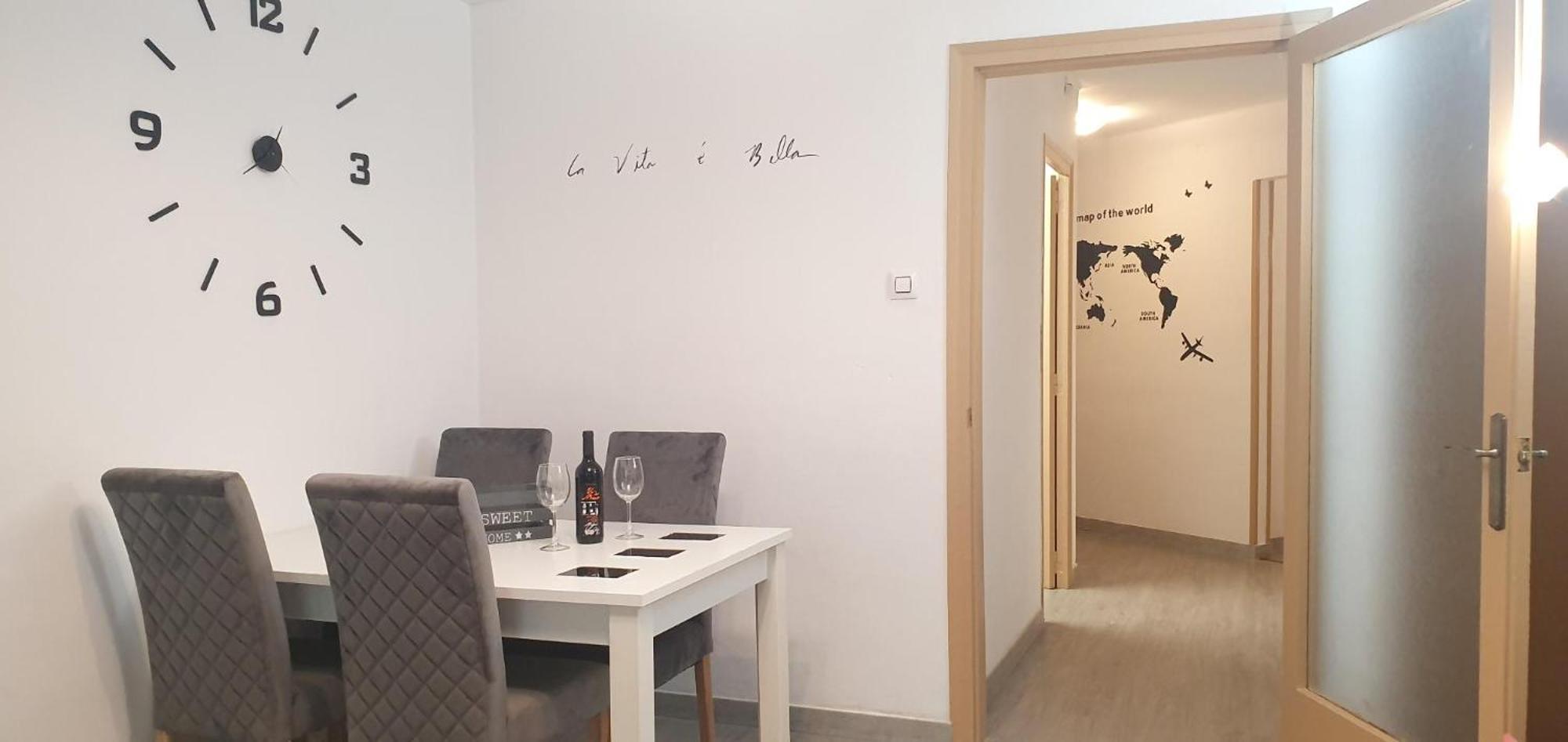 Beautiful Apartment In The Center Таррагона Екстер'єр фото